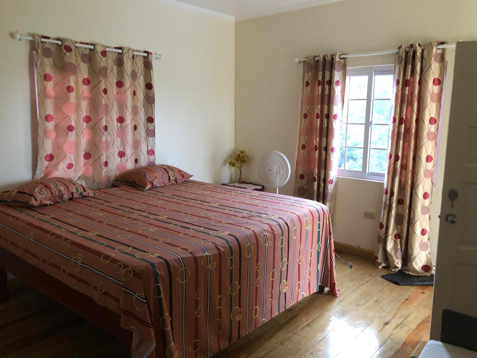 Jay'S Guest House II Epping Farm Rum bild